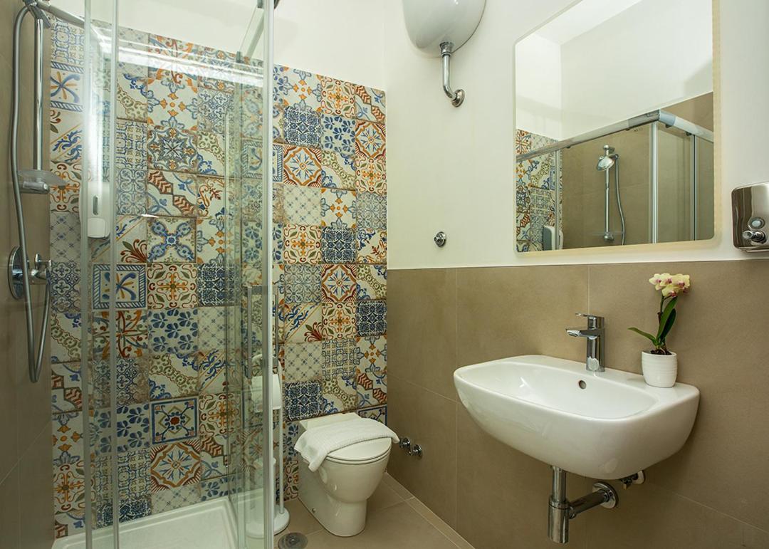 Salus Inn Рим Екстериор снимка